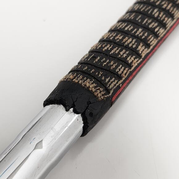 Vintage TaylorMade ICW11 Single 6-Iron Steel Regular-Flex 37.25in RH (Bad Grip) - Picture 13 of 14